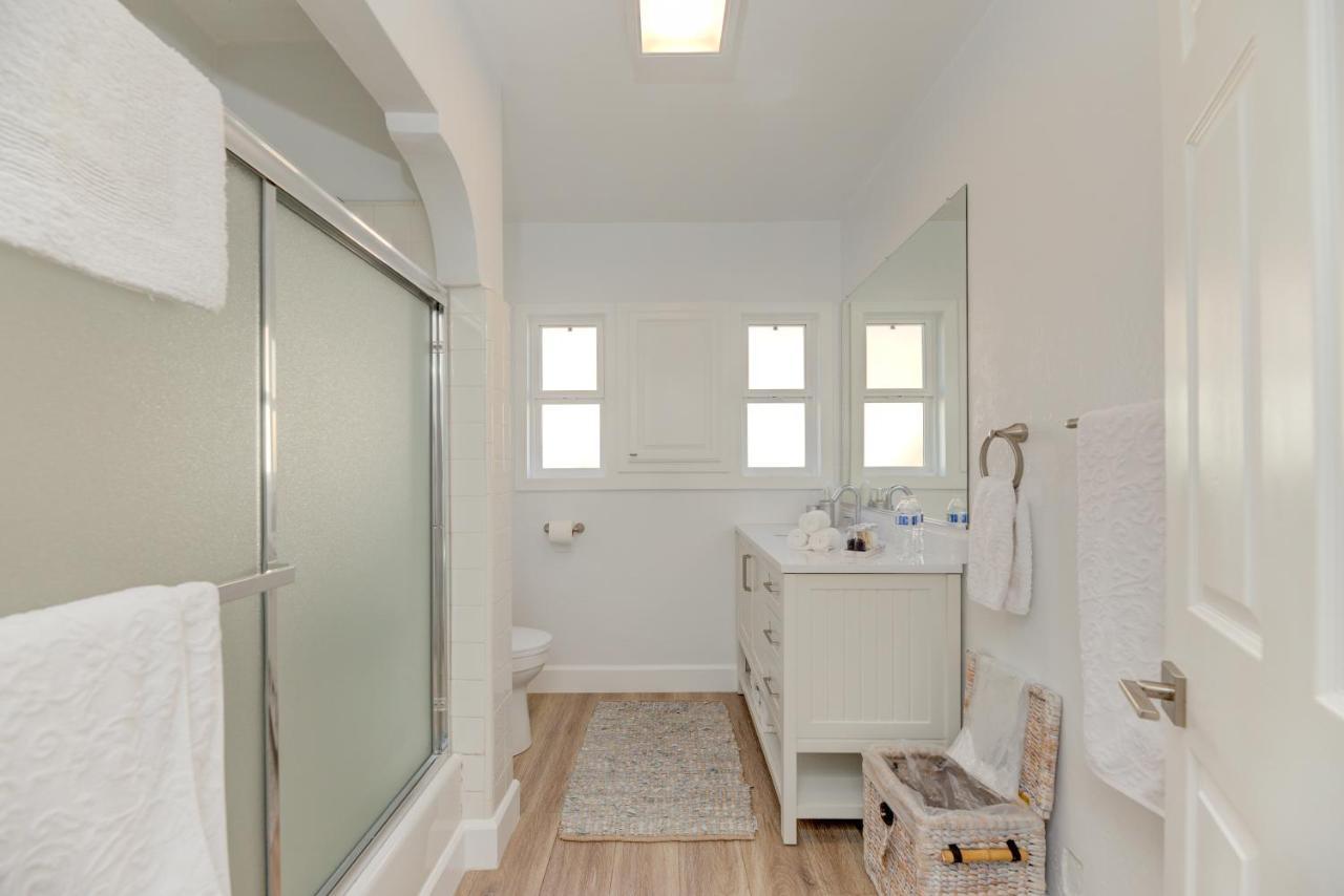 Lovely White Beach House 雷东多比奇 外观 照片