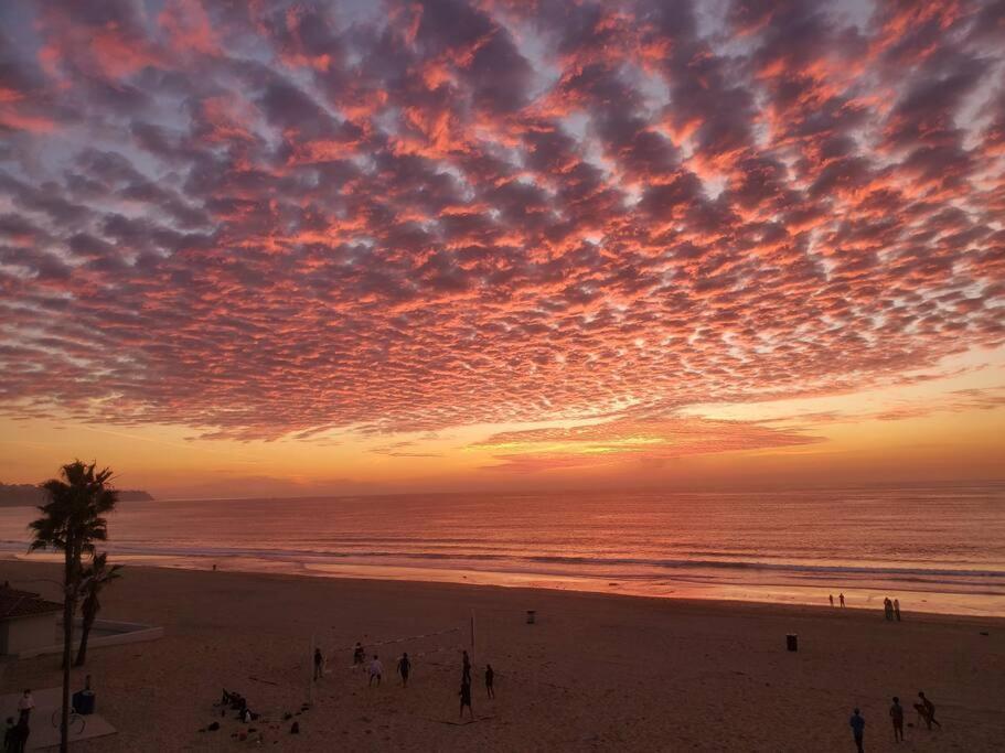 Lovely White Beach House 雷东多比奇 外观 照片