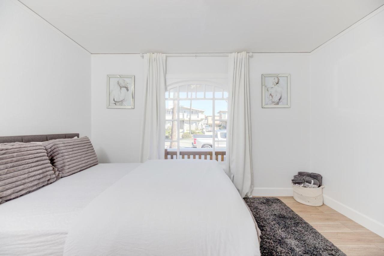 Lovely White Beach House 雷东多比奇 外观 照片